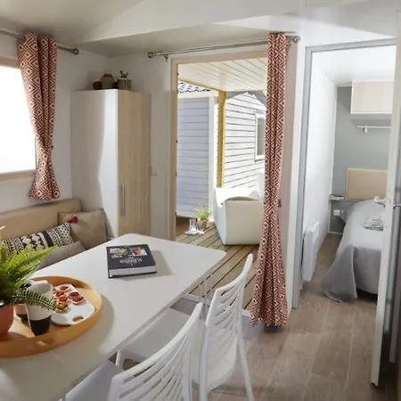 Mobil Avec Terrasse Pour 6 Personnes - Api-1-52-389 Bretignolles-sur-Mer