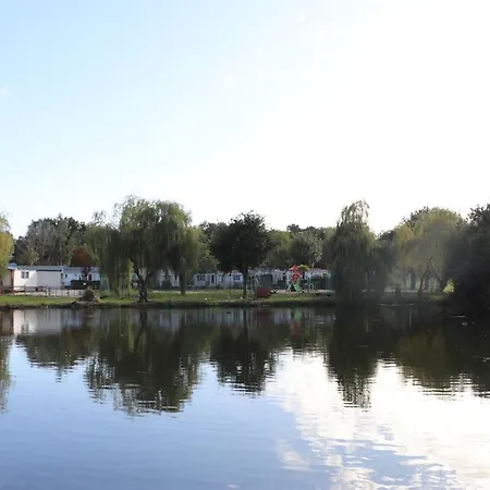 Campeggio Mobil Avec Terrasse Pour 6 Personnes - Api-1-52-389 Brétignolles-sur-Mer